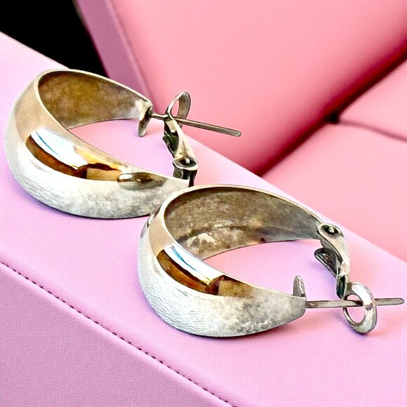 Silver-tone Hoop Earrings Leverback for Pierced Ears - Picture 3 of 13